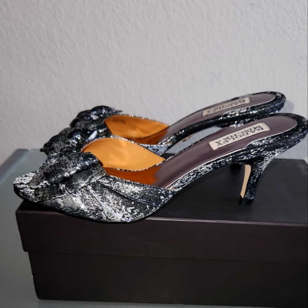 Badgley Mischka pumps size 8.5